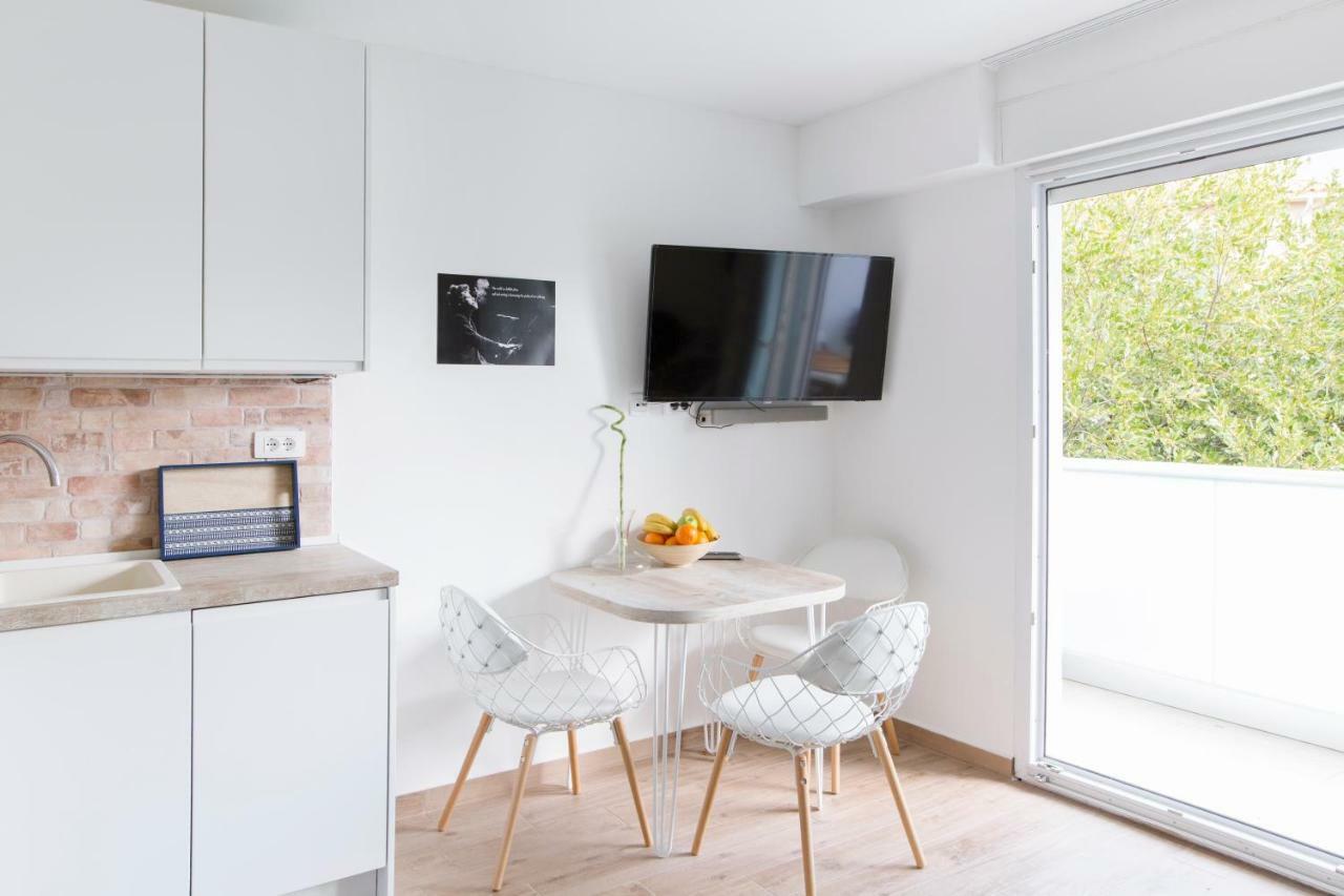 New Modern Apartment Near A Beach In Center Split Zewnętrze zdjęcie
